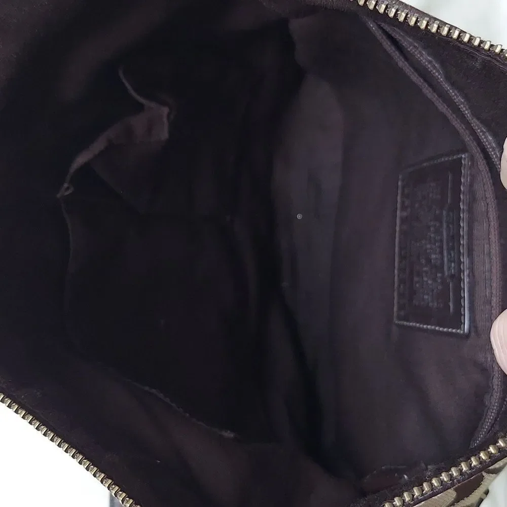 Vintage Coach Signature C Monogram Crossbody Bag - Picture 11 of 16